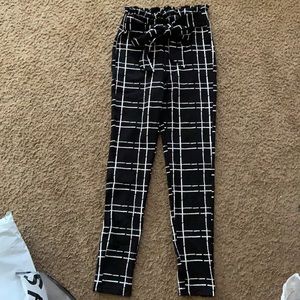 SHEIN Paperbag Waist Belted Plaid Pants